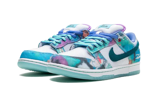 SB Dunk Low Futura Laboratories Bleached Aqua