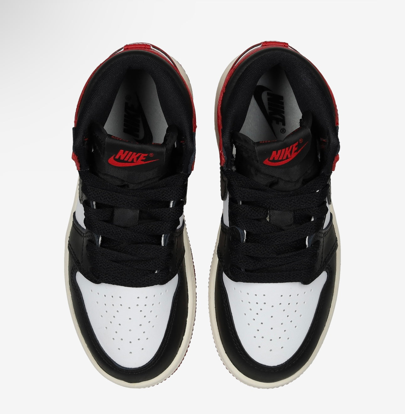 Jordan 1 Retro High OG “Black toe” PS